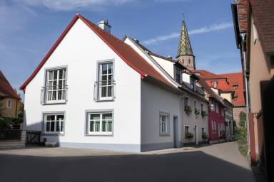 Bad Winsheim – Ferienwohnung in historischem Ambiente - HomeToGo