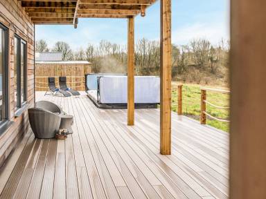 Cottage Balcony/Patio Ramsbottom