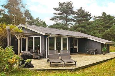 Huis Aakirkeby