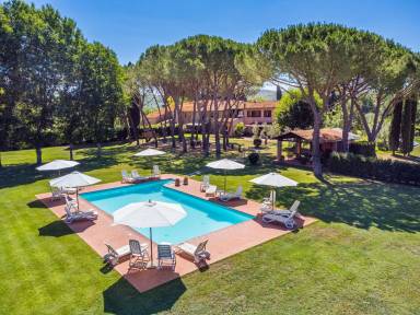 Villa Monteverdi marittimo