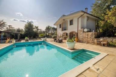 Casa Villa Castelli