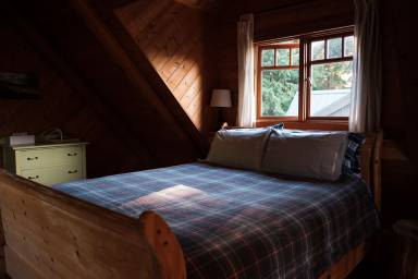 Cabin Bowen Island
