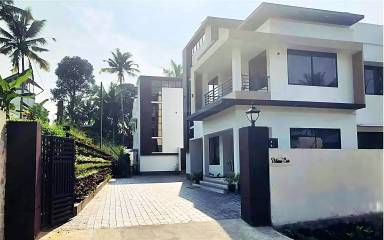 Apartment Kudappanakunnu