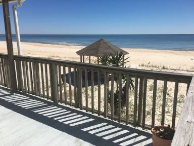 Condo Air conditioning Eastpoint