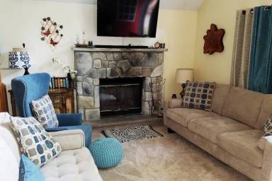 House Roaring Brook Township