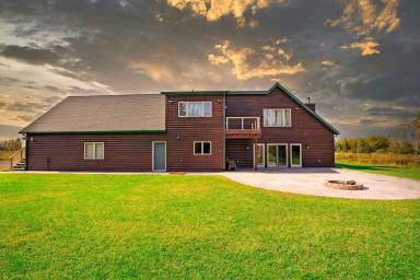 House Cloverland