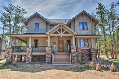 Enjoy a spacious, secluded vacation home at Red Feather Lakes - HomeToGo