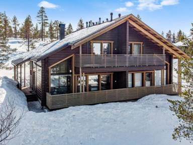 I Levi kan du bo i feriehus midt i det nordfinske vintereventyret - HomeToGo
