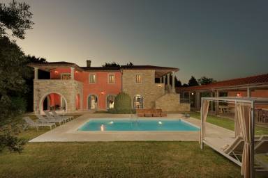 Villa Pifari