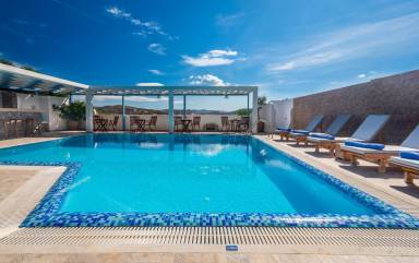 Aparthotel Milos