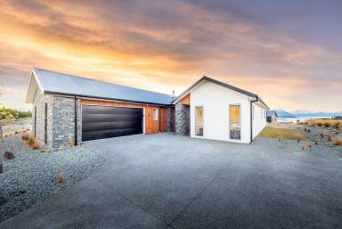 House Lake Tekapo
