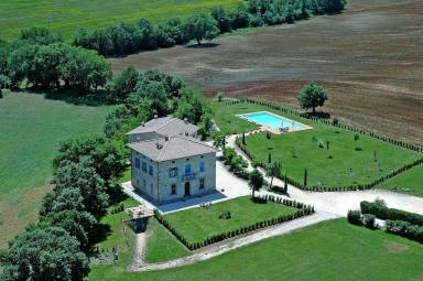 House Pool Pievescola