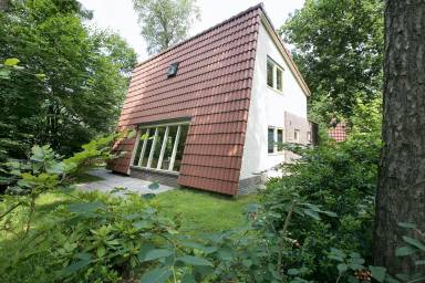 Huis Bosgebied Hoenderloo