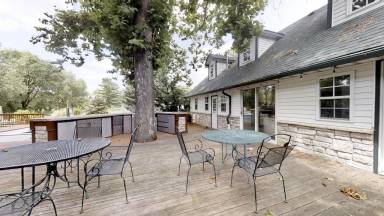 House Cedar Lake