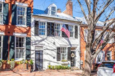 House Del Ray