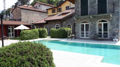 Apartment Pool Oliveto Lario