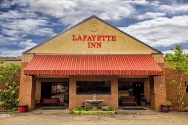 Motel Kitchen Moundsville