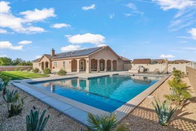 Villa Palmdale