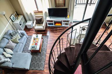House Pet-friendly Vernon Township