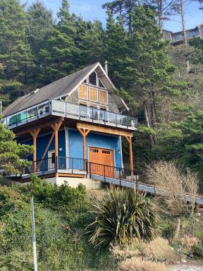 House Balcony/Patio Oceanside