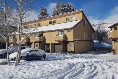 House June Lake