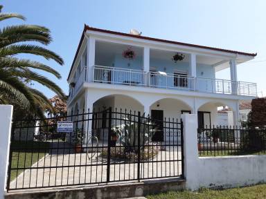 Apartment Neoi Poroi