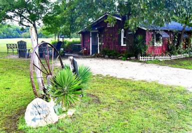 Cottage Glen Rose