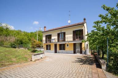 Apartment Yard San Salvatore Monferrato
