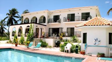Apartment Bodden Town