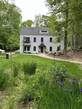 House Tiverton