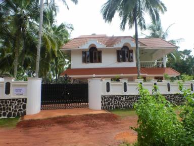 Villa Yard Thiruvananthapuram