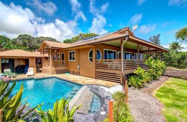 Villa Pool Hawaiian Beaches