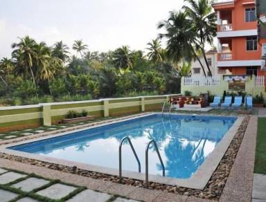 Villa Pool Colva