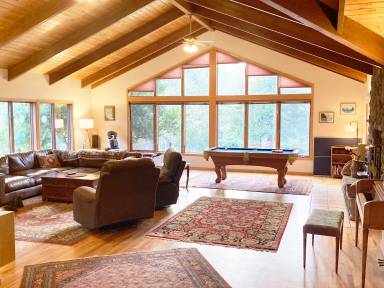 House Applegate