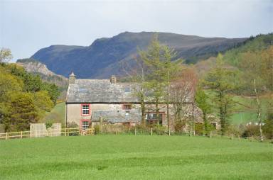 Farmhouse Santon Bridge