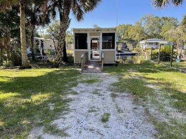 House Kitchen Steinhatchee
