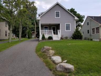 Cottage Branchville