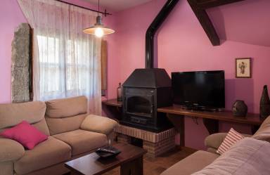 Casas rurales en Casas del Monte: restos románicos y garganta natural - HomeToGo