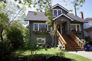 House Vancouver