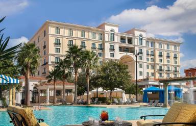 Hotel Northwest Side