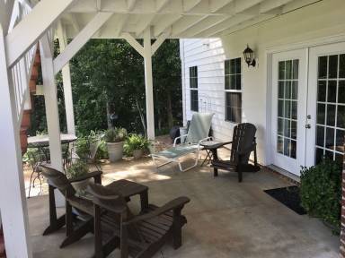 Bed & Breakfast Pilot Mountain State Park