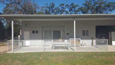 Cabin Balcony/Patio Bilpin