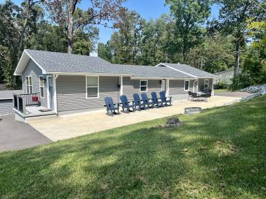 House Gilbertsville