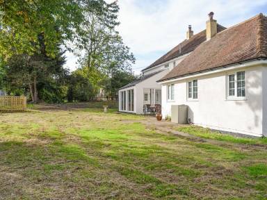Cottage Pet-friendly Ringwould with Kingsdown
