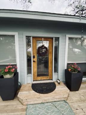 House Pet-friendly Briarcliff