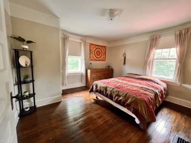 Farmhouse East Uniontown