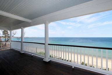 House Sagamore Beach