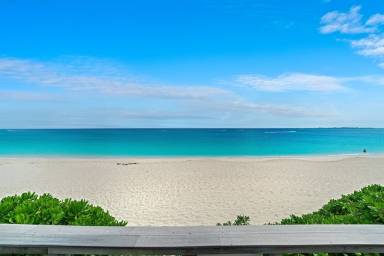 House Paradise Island