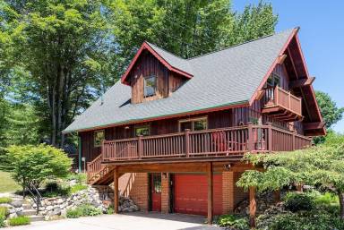 Chalet Mullett Lake