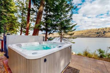 Cabin Wallowa Lake